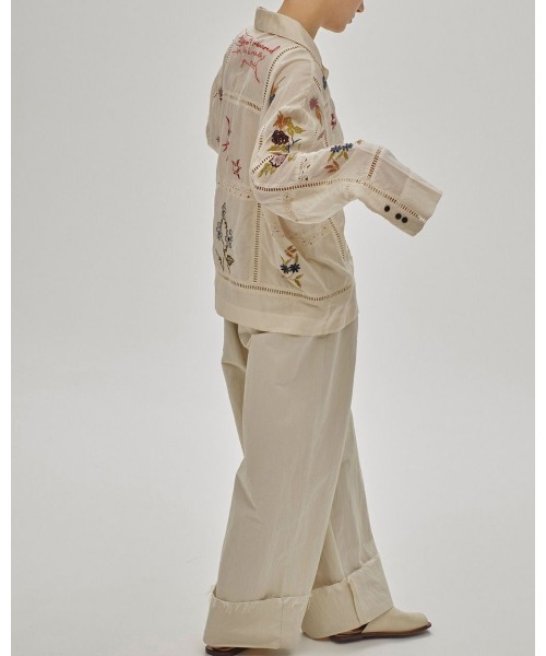 TODAYFUL(トゥデイフル)の「TODAYFUL Embroidery Patchwork Shirts 12510404(シャツ/ブラウス・レディース・ブラック/ホワイト・FREE)」の7枚目の写真