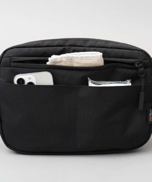 NAUTICA(ノーティカ)の「CORDURAポリエステル マグネットバックル 横型 ショルダーバッグ スリーブポケット付き(ショルダーバッグ・メンズ・ブラック・FREE)」の15枚目の写真