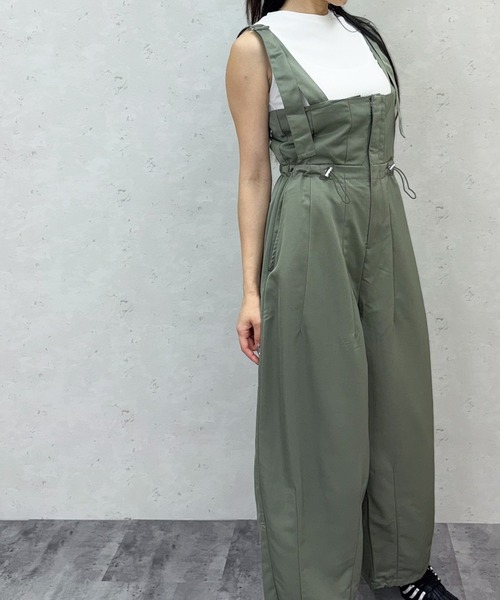 Per sist ence(パーシエンス)の「ツイルパラシュートサロペット(サロペット/オーバーオール・レディース・ベージュ/ブラック/カーキ・ONE SIZE)」の6枚目の写真