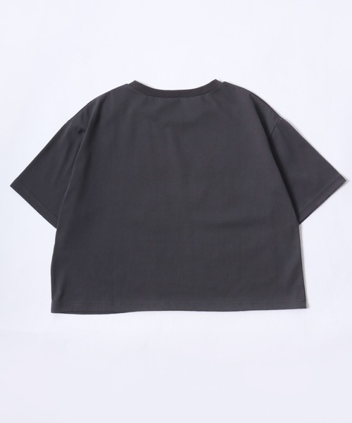 Salong hameu(サロン ハミュー)の「ハートマーク刺繍 レタリングロゴプリント コンパクトTシャツ/短丈/クロップドトップス レディース(Tシャツ/カットソー・レディース・チャコールグレー/オフホワイト・L/M)」の7枚目の写真