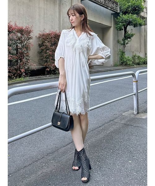 SNIDEL エンブロイダリーラッフルミニワンピース エンブロイダリーラッフルミニワンピース（ワンピース）｜SNIDEL