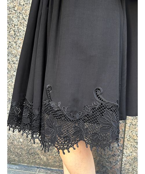 エンブロイダリーラッフルミニワンピース（ワンピース）｜SNIDEL