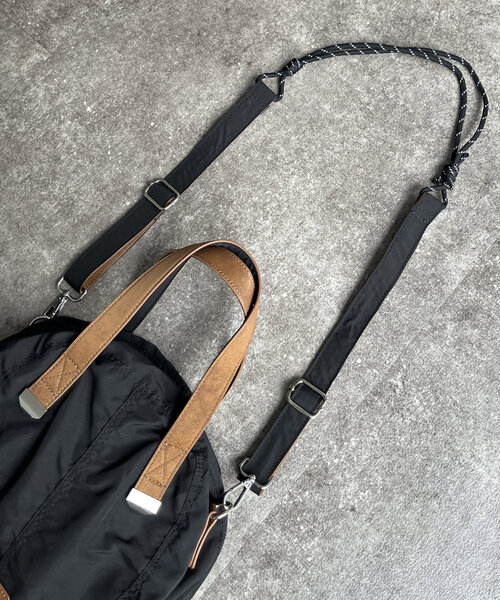 CPCM（シーピーシーエム）の「配色ヘルメットバッグ（トートバッグ・レディース・ブラック/カーキ/チャコールグレー・FREE）」の5枚目の写真
