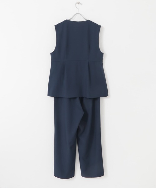 SENSE OF PLACE by URBAN RESEARCH(センスオブプレイスバイアーバンリサーチ)の「ウエストタックジレセットアップ(ワンピース・レディース・チャコールグレー/ベージュ/ネイビー・SMALL/MEDIUM)」の4枚目の写真