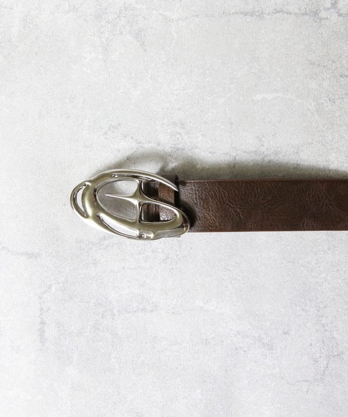 ８(eight)（エイト）の「メタルロゴバックルベルト（ベルト・メンズ・ブラック/ダークブラウン/ホワイト・FREE）」の5枚目の写真