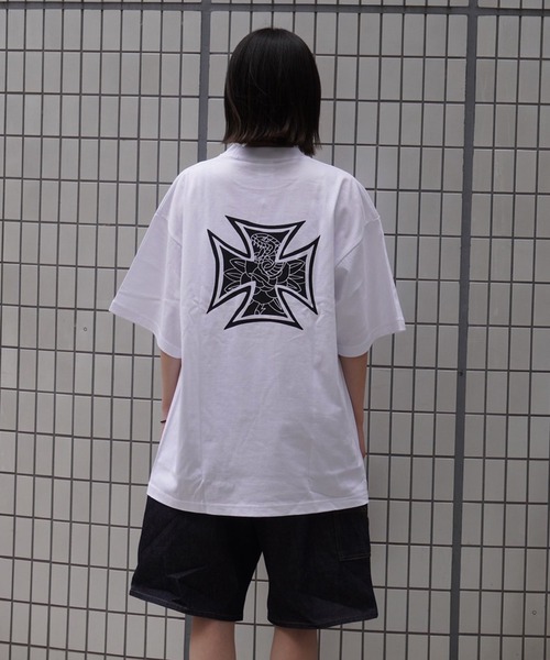MFC STORE（エムエフシーストア）の「Classic clothing x MFC STORE ORIGINAL N.A.C IRON CROSS S/S TEE（Tシャツ/カットソー・メンズ・ブラック×ホワイト/ホワイト×ブラック・M/L/XL/S）」の12枚目の写真