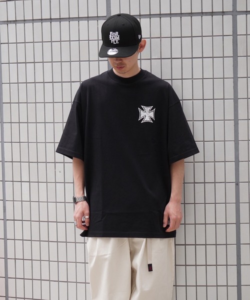 MFC STORE（エムエフシーストア）の「Classic clothing x MFC STORE ORIGINAL N.A.C IRON CROSS S/S TEE（Tシャツ/カットソー・メンズ・ブラック×ホワイト/ホワイト×ブラック・M/L/XL/S）」の13枚目の写真