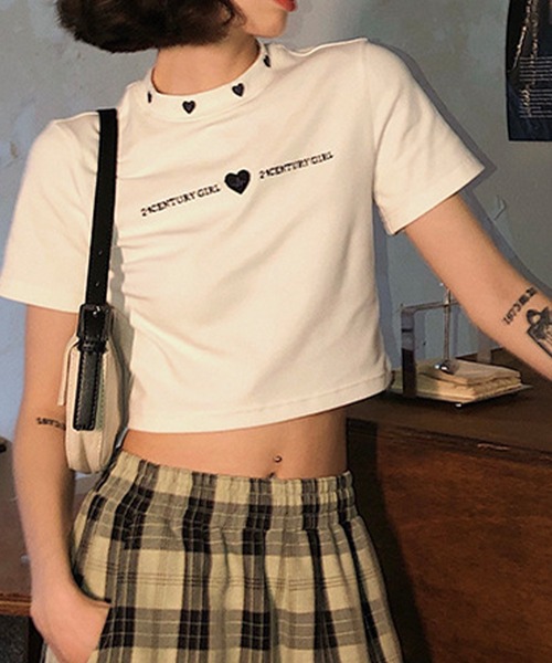 Songe(ソンジュ)の「ハート刺繍半袖ミニT(Tシャツ/カットソー・レディース・ブラック/ホワイト・M/L)」の15枚目の写真