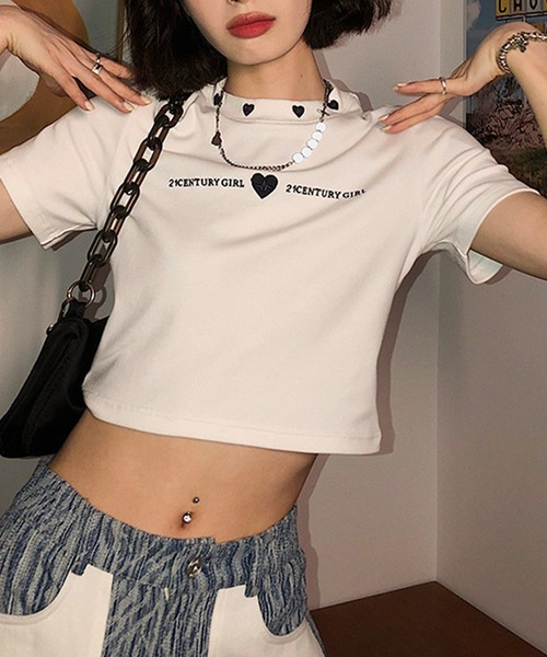 Songe(ソンジュ)の「ハート刺繍半袖ミニT(Tシャツ/カットソー・レディース・ブラック/ホワイト・M/L)」の11枚目の写真