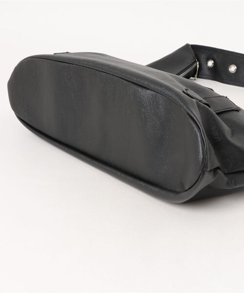 Y2K グランジ アイレットベルト ワンハンドル ショルダーバッグ