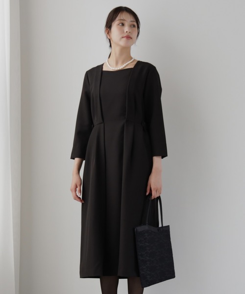 DRESS PLUS(ドレスプラス)の「立体感が魅力のフォーマルワンピース(ドレス・レディース・ブラック/ネイビー・XL/L/M)」の19枚目の写真