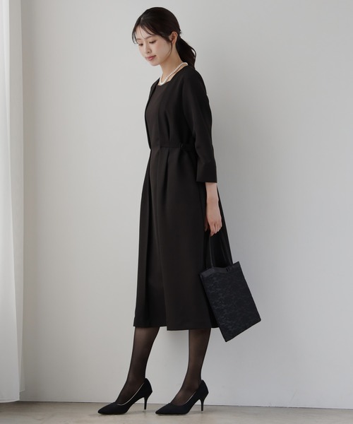 DRESS PLUS(ドレスプラス)の「立体感が魅力のフォーマルワンピース(ドレス・レディース・ブラック/ネイビー・XL/L/M)」の20枚目の写真