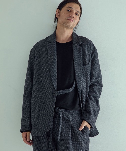 EGO TRIPPING(エゴトリッピング)の「mj10948-LOUNGECUT JACKET テーラードジャケット(テーラードジャケット・メンズ・ホワイト×ブラック/ブラウン系その他/チャコールグレー×ブラック・46/48)」の2枚目の写真
