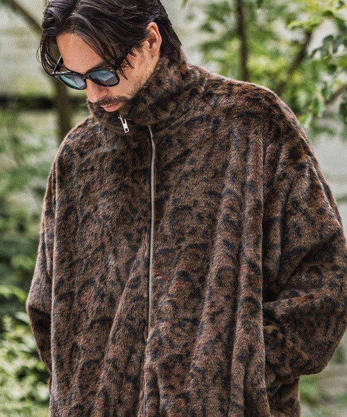 CAMBIO(カンビオ)の「mj10919-Oversized Leopard Fleece Jacket フリースジャケット(その他アウター・メンズ・グレー/ライトブラウン/ブラウン・S/M/L)」の3枚目の写真