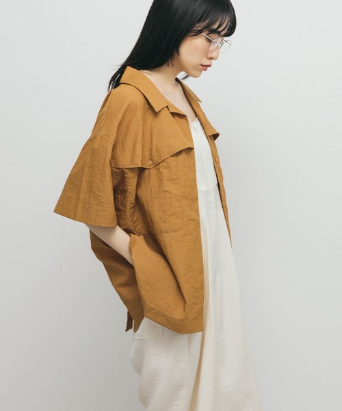 KBF（ケイビーエフ）の「ポケットデザインルーズシャツ（シャツ/ブラウス・レディース・アイボリー/ブラウン系その他/ネイビー・ONE）」の18枚目の写真