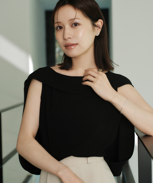 IENA - 【美品】Noble 袖ギャザーシアーブラウス Spick and Span Noble - 【新品】Noble 袖ギャザーシアー