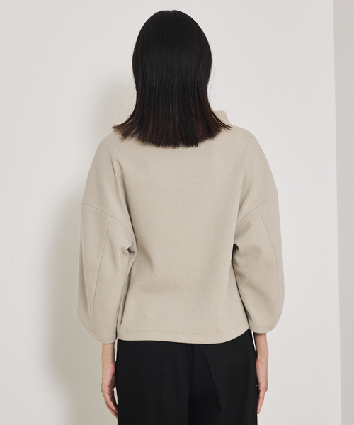 qualite（カリテ）の「ブークレーボトルネックカットソー/秋服/冬服/オフィスカジュアル（Tシャツ/カットソー・レディース・アイボリー/ブラック/グレイッシュベージュ・フリー）」の14枚目の写真