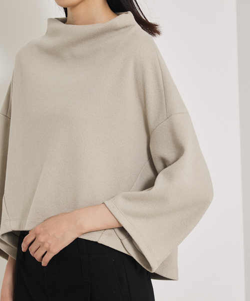 qualite（カリテ）の「ブークレーボトルネックカットソー/秋服/冬服/オフィスカジュアル（Tシャツ/カットソー・レディース・アイボリー/ブラック/グレイッシュベージュ・フリー）」の16枚目の写真