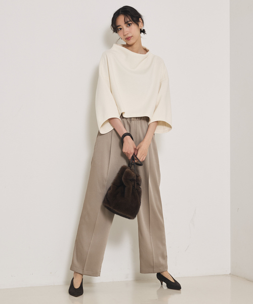 qualite（カリテ）の「ブークレーボトルネックカットソー/秋服/冬服/オフィスカジュアル（Tシャツ/カットソー・レディース・アイボリー/ブラック/グレイッシュベージュ・フリー）」の19枚目の写真