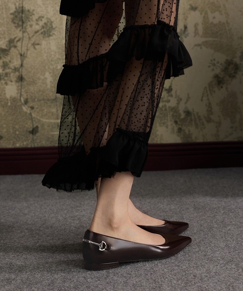Erina エリナ メタリックアクセントポインテッドトゥフラット