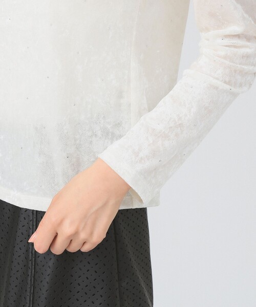 Ray BEAMS（レイビームス）の「ベロア チュール ハイネック トップス（Tシャツ/カットソー・レディース・サックスブルー/ブラック/ホワイト系その他6・ONE SIZE）」の4枚目の写真