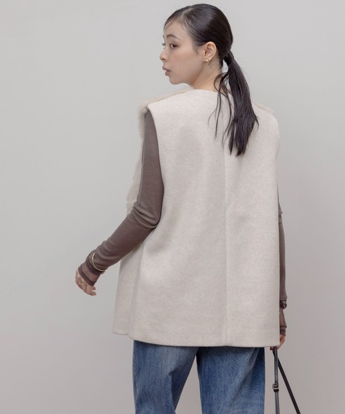 Eimee Law（エイミーロウ）の「ファー＆メルトンボクシィジレ（ベスト