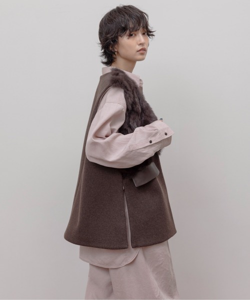 Eimee Law（エイミーロウ）の「ファー＆メルトンボクシィジレ（ベスト