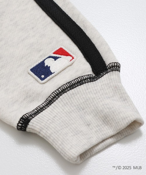 MLB(メジャーリーグベースボール)の「〈MLB〉刺繍ロゴ 裏毛トレーナー(スウェット・キッズ・ブラック/ブラウン/オートミール・100/110/120/130/140/150/160)」の21枚目の写真