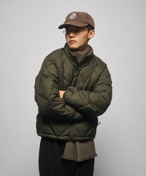 THE BOLDMAN（ザ ボールドマン）の「Short Puff Blouson / ショートパフブルゾン（ダウンジャケット/コート・メンズ・ブラウン/ブラック/カーキ/グレー/ブルー・MEDIUM/LARGE）」の4枚目の写真