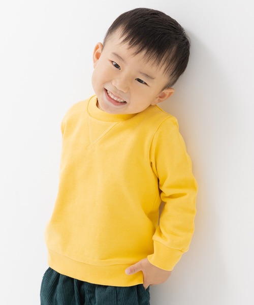 chil2（チルツー）の「綿100% 無地裏毛トレーナー（スウェット・キッズ・グリーン/ブルー/ベージュ/オートミール/ネイビー/ミント/ブラウン/ホワイト/オレンジ/イエロー/ラベンダー/クリーム/チャコールグレー/グレー/スモークピンク/サックスブルー/カーキ/ブラック/ワインレッド/レッド・110cm/100cm/160cm/90cm/80ｃｍ/120cm/150cm/140cm/130cm）」の16枚目の写真