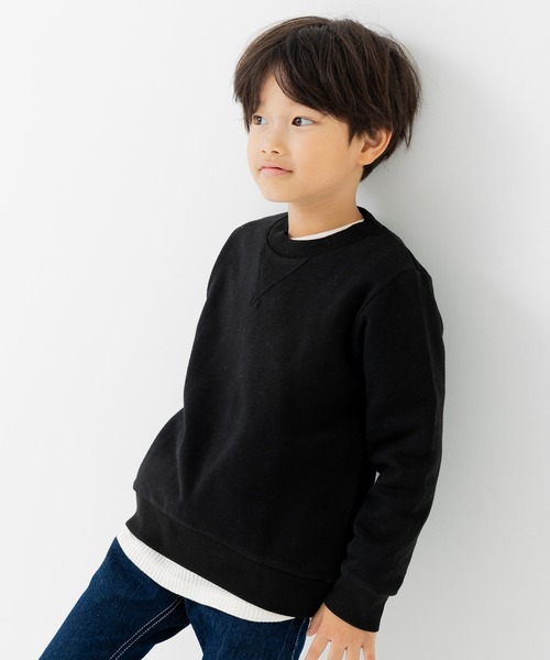 chil2（チルツー）の「綿100% 無地裏毛トレーナー（スウェット・キッズ・グリーン/ブルー/ベージュ/オートミール/ネイビー/ミント/ブラウン/ホワイト/オレンジ/イエロー/ラベンダー/クリーム/チャコールグレー/グレー/スモークピンク/サックスブルー/カーキ/ブラック/ワインレッド/レッド・110cm/100cm/160cm/90cm/80ｃｍ/120cm/150cm/140cm/130cm）」の2枚目の写真