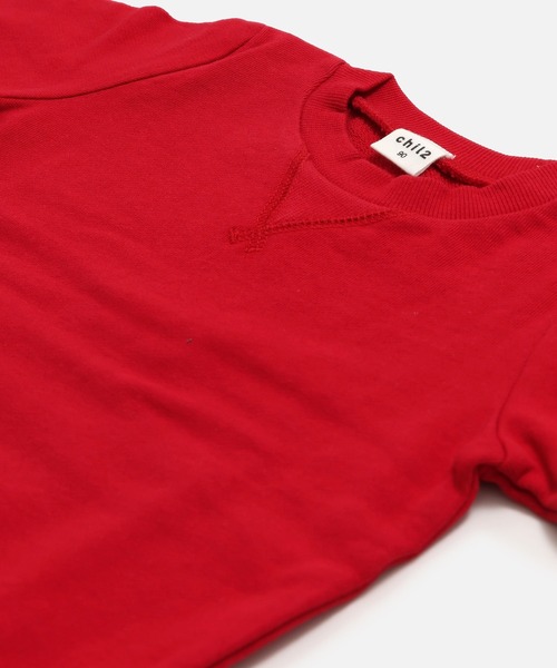 chil2（チルツー）の「綿100% 無地裏毛トレーナー（スウェット・キッズ・グリーン/ブルー/ベージュ/オートミール/ネイビー/ミント/ブラウン/ホワイト/オレンジ/イエロー/ラベンダー/クリーム/チャコールグレー/グレー/スモークピンク/サックスブルー/カーキ/ブラック/ワインレッド/レッド・110cm/100cm/160cm/90cm/80ｃｍ/120cm/150cm/140cm/130cm）」の22枚目の写真