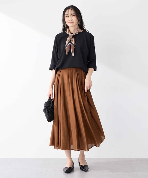 A/C DESIGN BY ALPHA CUBIC（エーシーデザインバイアルファキュービック）の「アルコラージュプリントスカーフ（ストール/ショール・レディース・ベージュ/ブラック・フリー）」の6枚目の写真