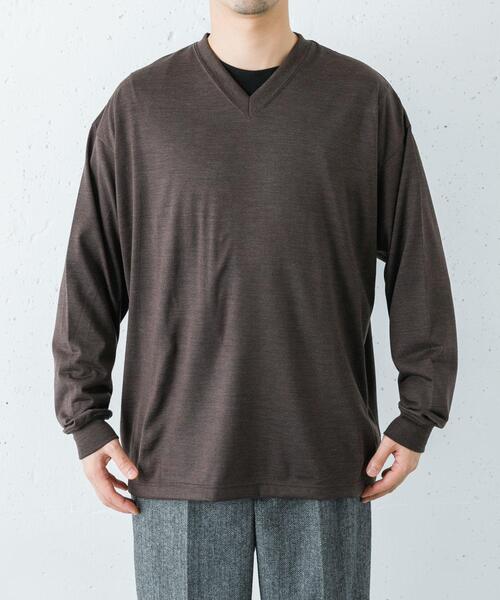 URBAN RESEARCH(アーバンリサーチ)の「new basic WASHABLE MERINO WOOL V-NECK(ニット/セーター・メンズ・ブラウン/レッド/ブラック・MEDIUM/LARGE/X-LARGE)」の13枚目の写真