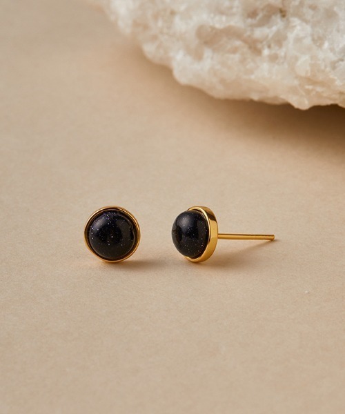 yu-ka(ユーカ)の「YU-KA:ストーンライクスタッドピアス stone like stud pierce(ピアス(両耳用)・レディース・グリーン/ホワイト/ブラック/ターコイズブルー/ゴールド/ダークグリーン・FREE)」の2枚目の写真