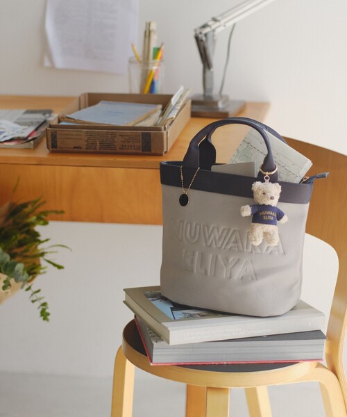 Afternoon Tea（アフタヌーンティー）の「エンボスミニトートバッグ（トートバッグ・レディース・グレー・ONE SIZE）」の5枚目の写真