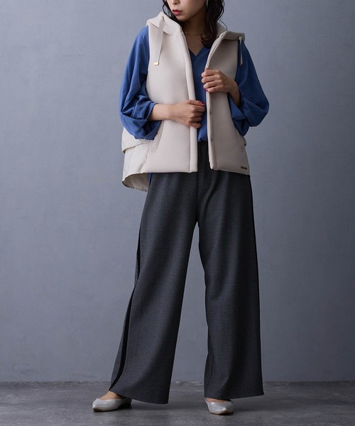 異素材使いのフードベスト（ベスト）｜NICOLE white（ニコルホワイト