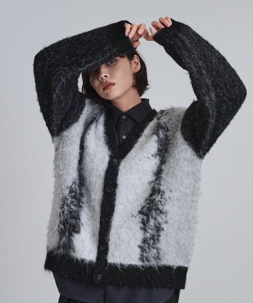 tk.TAKEO KIKUCHI（ティーケータケオキクチ）の「ボールドストライプシャギーニットVカーディガン（カーディガン/ボレロ・メンズ・ライトグレー/ブラウン系その他/ブラック・01/02/03）」の17枚目の写真