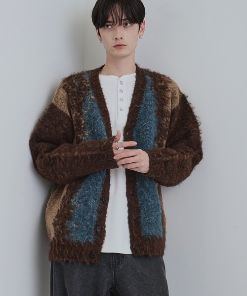 tk.TAKEO KIKUCHI（ティーケータケオキクチ）の「ボールドストライプシャギーニットVカーディガン（カーディガン/ボレロ・メンズ・ライトグレー/ブラウン系その他/ブラック・01/02/03）」の22枚目の写真