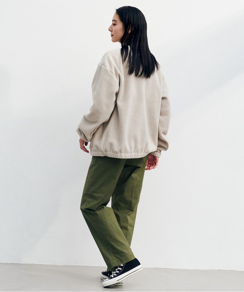 KELTY(ケルティ)の「KELTY PUFF-LEECE CREW NECK(スウェット・メンズ・ブラック/チャコール/ベージュ・M/L/XL)」の10枚目の写真