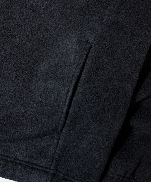 KELTY(ケルティ)の「KELTY PUFF-LEECE CREW NECK(スウェット・メンズ・ブラック/チャコール/ベージュ・M/L/XL)」の16枚目の写真