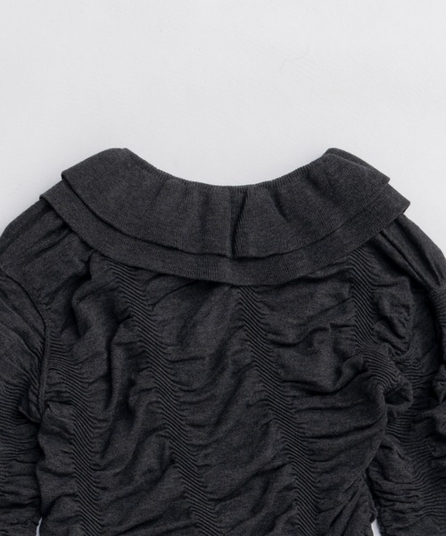 PRANK PROJECT(プランクプロジェクト)の「シャーリングラッフルニット / Sharling Ruffled Knit(ニット/セーター・レディース・グレー/ブラック・FREE)」の14枚目の写真