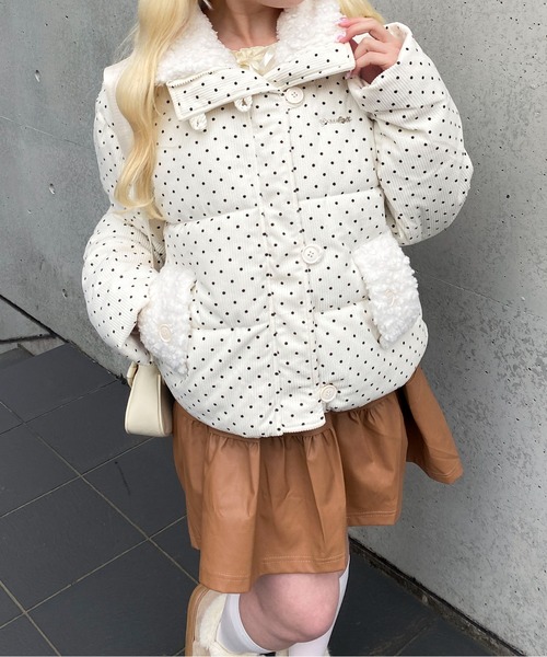 Mejoul（メジュール）の「もこもこボアカラードット柄コーデュロイ中綿ショートジャケット（ダウンジャケット/コート・レディース・ホワイト・M/L）」の21枚目の写真