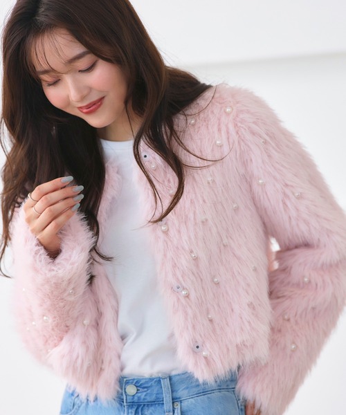 RUIRUE BOUTIQUE（ルイルエブティック）の「パール × エコファー フラッフィー パーティー ジャケット ｜ アウター / ファーコート / コート / ショートコート / エコファーコート（その他アウター・レディース・ホワイト/ピンク/ベージュ/ブラック・L/M）」の16枚目の写真