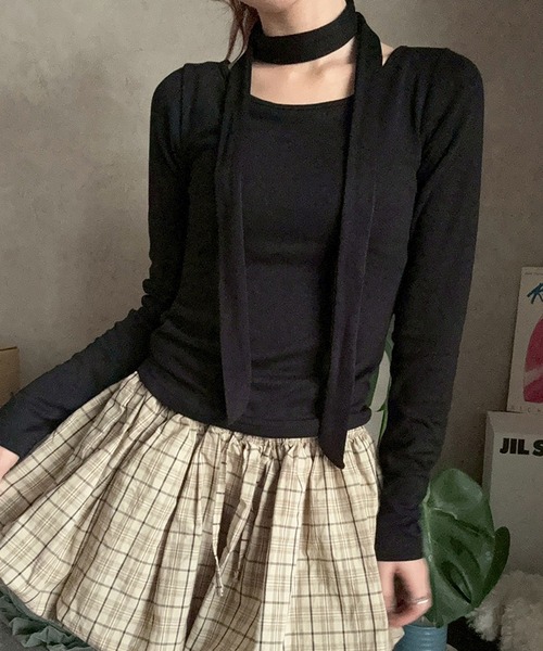 Flugge(フラッジー)の「チョーカーSETバックスリットカットソー(Tシャツ/カットソー・レディース・ブラック/チャコールグレー・FREE)」の11枚目の写真