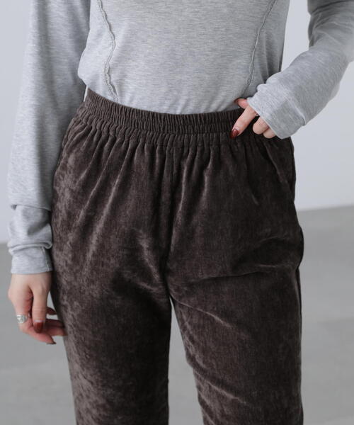 FREE'S MART(フリーズマート)の「◆ベロアフレアレギンスパンツ(その他パンツ・レディース・ブラウン/ブラック・SMALL/MEDIUM)」の19枚目の写真