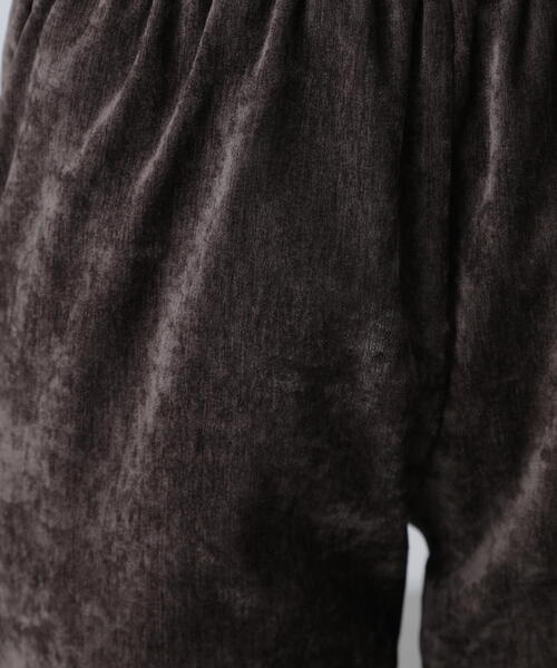 FREE'S MART(フリーズマート)の「◆ベロアフレアレギンスパンツ(その他パンツ・レディース・ブラウン/ブラック・SMALL/MEDIUM)」の22枚目の写真