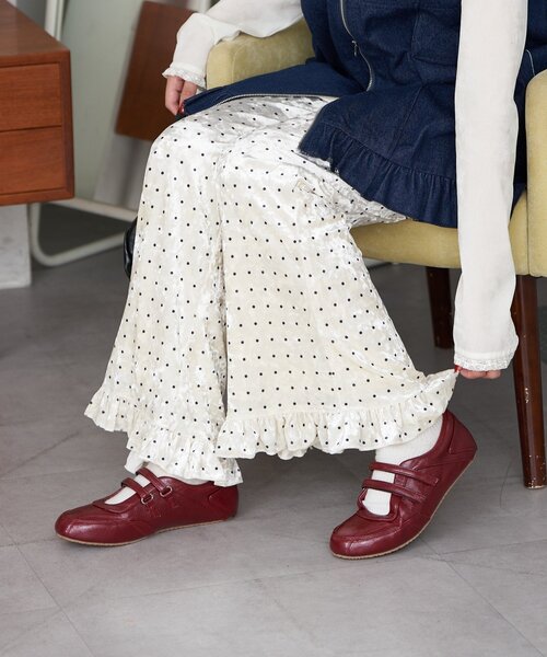 CIAOPANIC(チャオパニック)の「【neutral by ciaopanic】2サイズ展開/裾フリルフレアパンツ(その他パンツ・レディース・ホワイト/ブラウン/ブラック・0/1)」の4枚目の写真