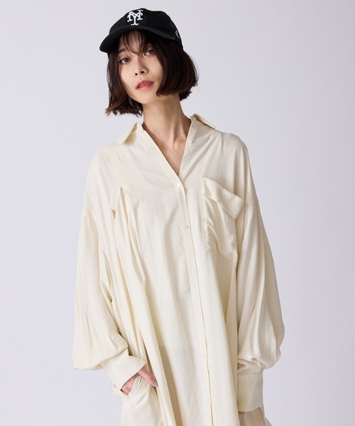 c/est（シーエ）の「c/est/シーエ FRANNY フラニー ワイドシルエット シャツワンピース 秋物 秋服 2026年秋冬（シャツワンピース・レディース・ネイビー/オフホワイト・FREE）」の5枚目の写真