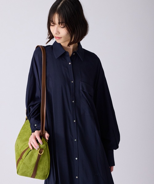 c/est（シーエ）の「c/est/シーエ FRANNY フラニー ワイドシルエット シャツワンピース 秋物 秋服 2026年秋冬（シャツワンピース・レディース・ネイビー/オフホワイト・FREE）」の22枚目の写真